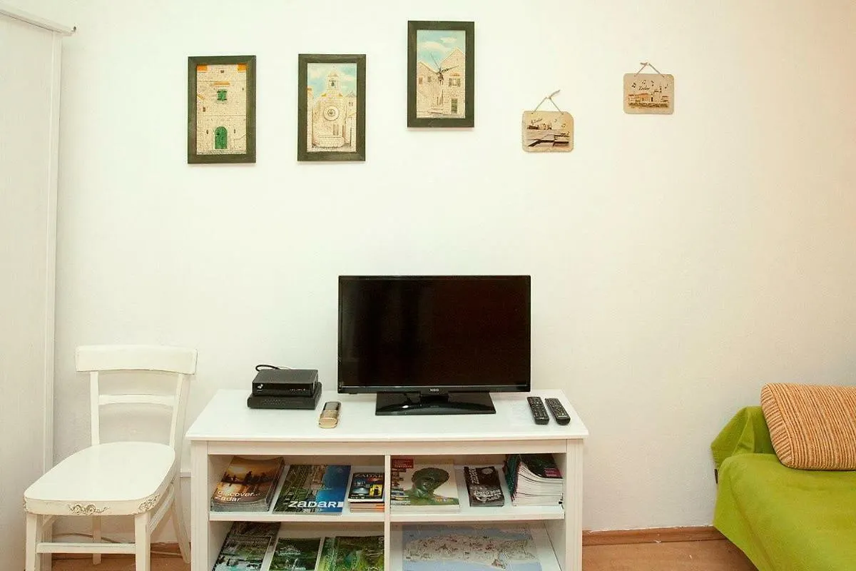 Studio Apartment Forum - Zadar