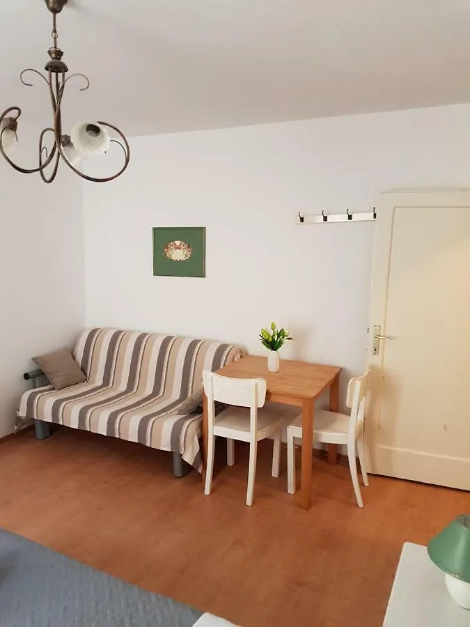 Studio Apartment Forum - Zadar