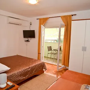 Pensionat El Mirador With Balcony, Zadar